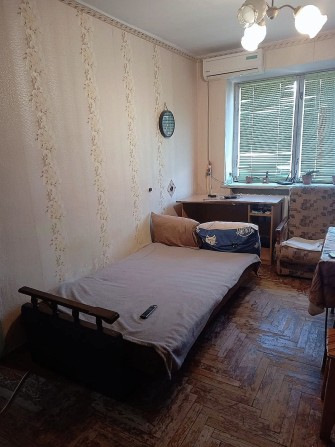 Сдам 3 комн. Для командировочных. Днепровский р-н - фото 1
