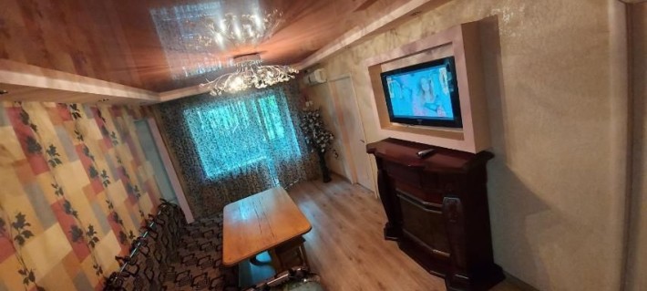 Без посредников Лузановка 3шка 2эт газ лоджия тепло Пересыпьский район - фото 1