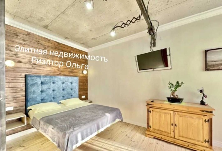 Сдам дизайнерскую квартиру в стиле Лофт ЖК "7, 8, 9 Жемчужина" ул. Французский бульвар! Боковой вид  - фото 1