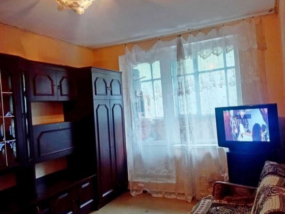 СДАМ 1 К. КВАРТИРУ м. Героев труда Харьков