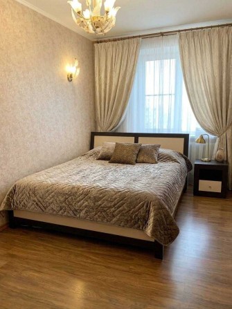 Сдам 2х комнатную квартиру проспект Небесной Сотни. Королева. Инглези. - фото 1
