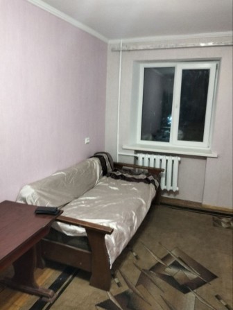 Актуатьно! 2 х комн кв на Шевченковском  по улице Корищенко на 2 этаже / командированные + - фото 1