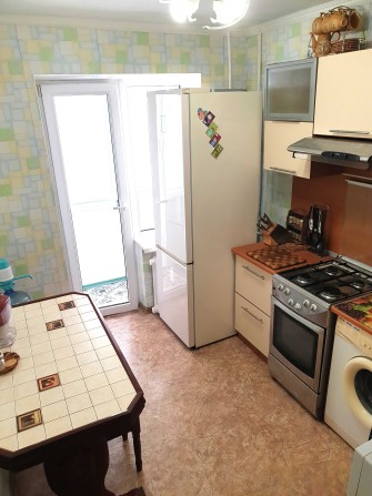 3 кімнатна, Піски, В.Українця (Новокузнецька), буд.1 - фото 1
