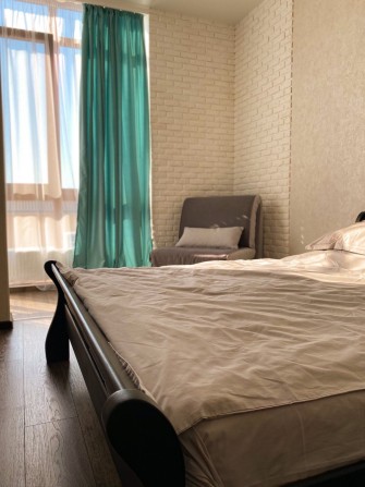 Сдам 1ую квартиру ЖК Клаб Марин, Дача Ковалевского/ Парк 411 Батарея - фото 1