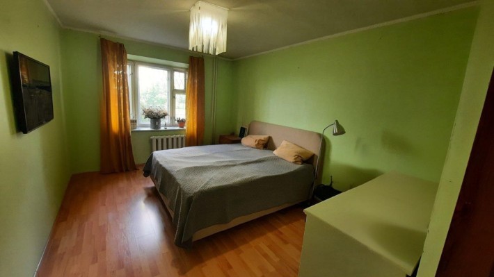 Продаж 2к квартири  вул. Вишняківська 5б Дарницький р-н Лівий берег - фото 1