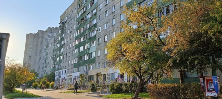Продаж 3-кімнатної квартири у Сихівському районі Львова, вул. Сихівська, 28 - фото 1