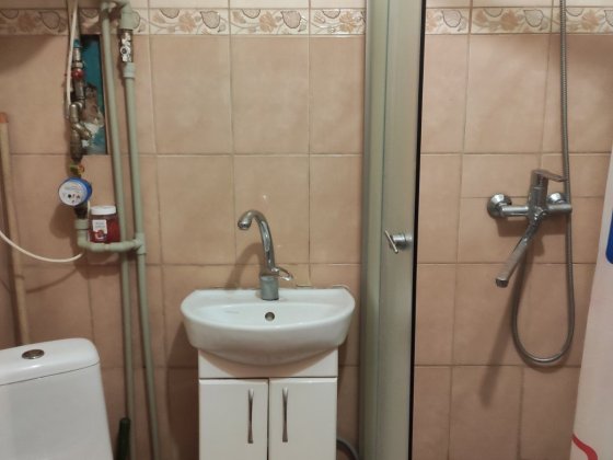Сдам 1 ю. Кв.. по Ново Ивановской. С мебелью и техникой. Можно с реб Бердичев