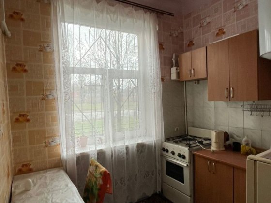 Сдам 1-2х к комнатную кв-ру 8000  Удобная локация! Кам'янське