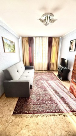 Срочно сдам 2-комн. квартиру. Район Демитровского рынка - фото 1