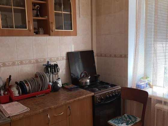 Здається від рієлтора пр. Суворова. біля АТБ. Немає машинки автомат. Ізмаїл
