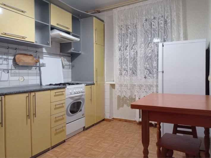 Сдам 2х квартиру в центре длительно - фото 1
