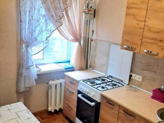 Сдам длительно без выселения на лето 1 ком в центре города Чорноморськ