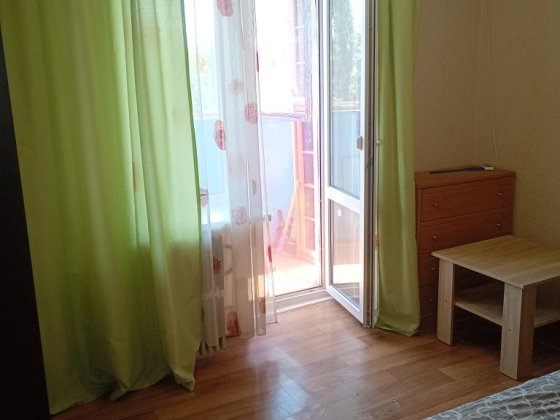 сдам длительно до лета 1 комнатную квартиру Чорноморськ