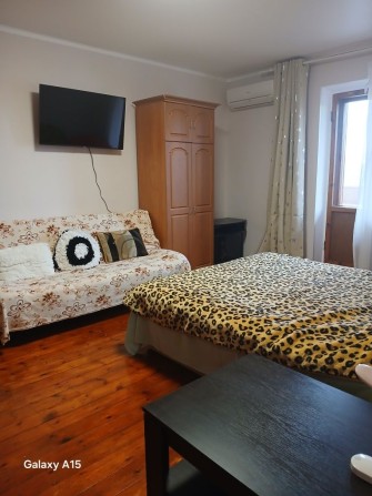 Сдам 1 кв ,центр,р-н 2 и 3 школы 6500гр - фото 1