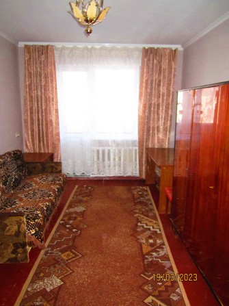 здам 1км. кв. одному або двум молодим людям без шкідливих звичок - фото 1