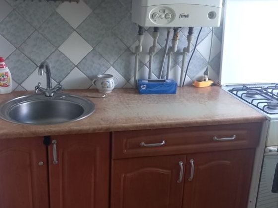 Сдам 2-х в р-не Ворошиловки Марганец