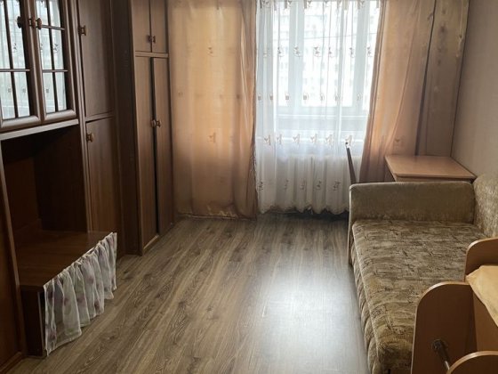 Здається Квартира Біля Будинку Культури. Зупинка Піщана Обухів