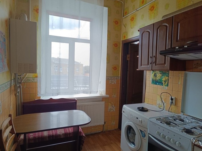 Здається 2-кімн. квартира р-н центрального ринку на 2-3 місяці - фото 1