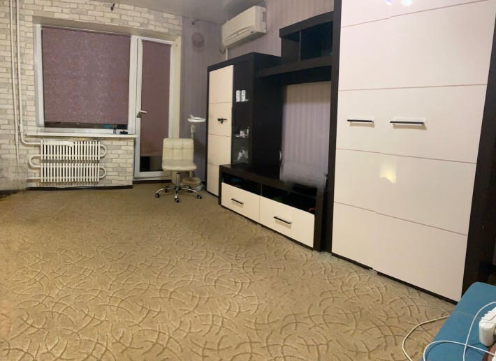 Сдается 1 комн квартира 1/10 - фото 1