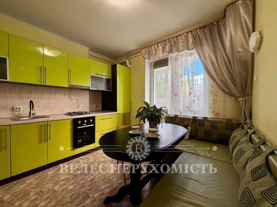 Оренда 1 квартири вул. Теплична 38, Святопетрівське індивідуальне газове опалення Святопетровское