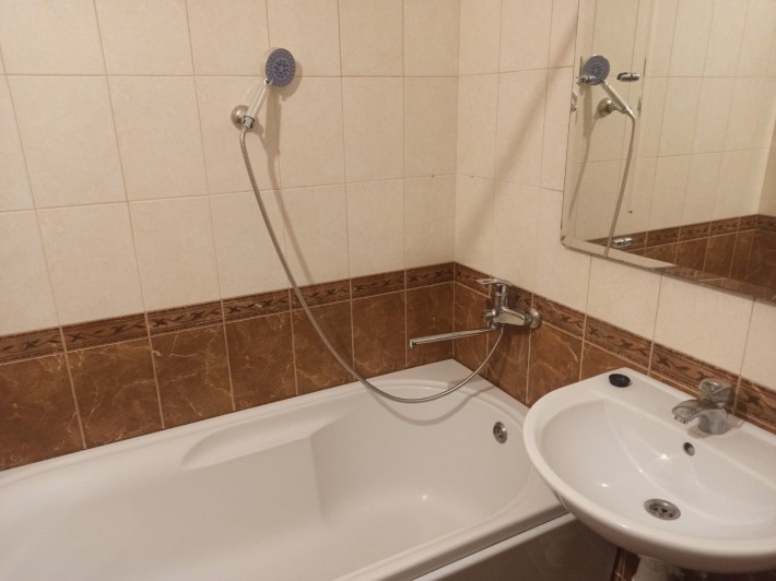 Оренда 1-кім.кв 48м, 6/6 Крюківщина вул. Балукова 2-Б. - фото 1