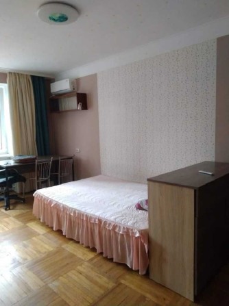 Здам (без посередників) на тривалий термін свою однокімнатну квартиру 30 м. кв. без маленьких дітей  - фото 1