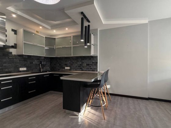 Продаж світлої  2-кімнатної квартири у престижному районі в ЖК Червонозоряний, проспект Валерія Лоба Київ