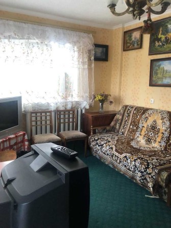 Здається пів будинку у Вишгороді. - фото 1