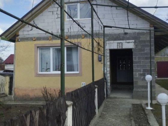 Здається будинок Свалява