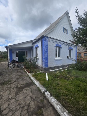 Оренда будинку в смт. Рокитне - фото 1