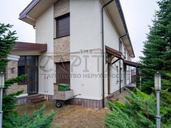 Оренда будинку під офіс 613 м2, с. Романків, Києво-Святошинський р-н
