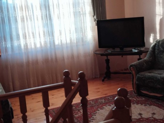 Оренда 1/2 будинку м.Остер Остер