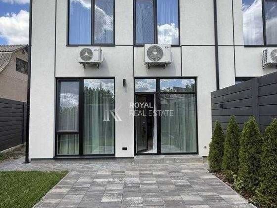Оренда Будинок Київ Дарницький район 120 м² 4 кімнати 2 сотки 2 поверхи Дизайнерський ремонт Генерат Київ