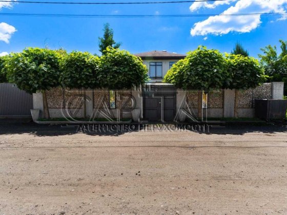 Оренда Будинок Бровари Лісова Газ Автономність Генератор Укриття Бомбосховище Підвал Гардеробна Сад  Бровары