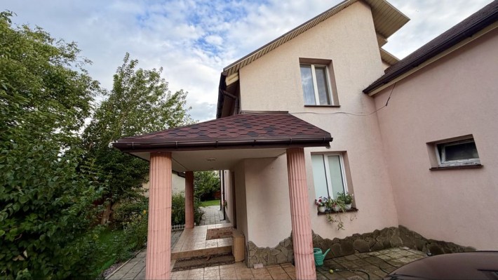 Оренда окремостоячого будинку з сауною і гаражем в Рівному - фото 1
