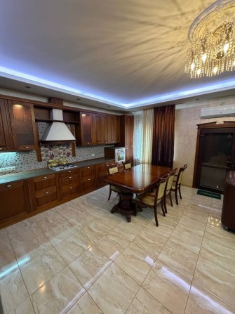 Дом Таунхаус 152м2 4 паркоместа Одинковка Игрень Александровка - фото 1