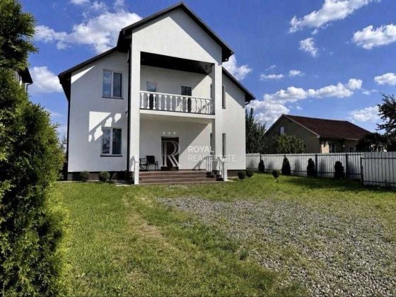 Оренда Будинок Київ Жуляни 220 м² 3 спальні Ділянка 7 соток Сучасний ремонт 16 кВт Гардеробна Балкон Київ