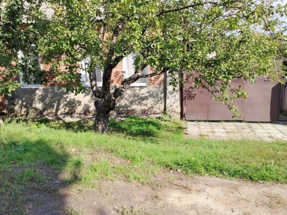 Сдам пол дома в р-не водотреста(м.Вокзальная) Харьков