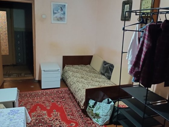 здам окрему кімнату для дівчини студентки. власниця Бердичів