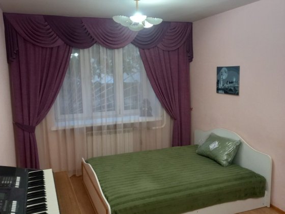Здається кімната Київ