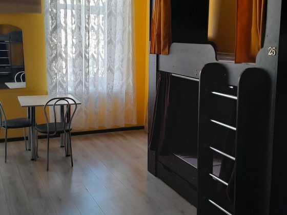 Здам ліжко місця на метро Вокзальна Киев