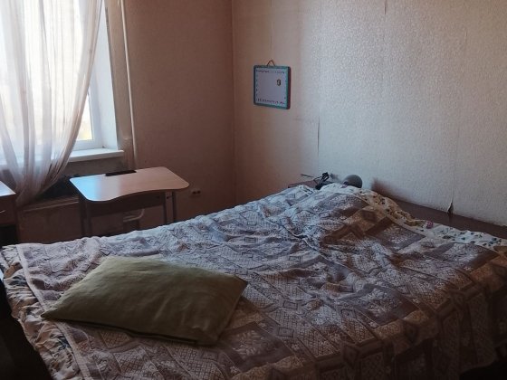 Кімната на три місяці