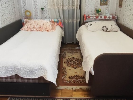 Оренда ліжко-місця в кімнаті. Вул. Соборна. Центр Ровно