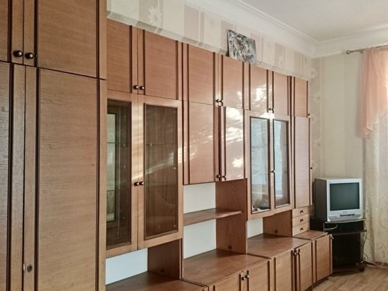 Здається кімната в гуртожитку сімейного типу. (Мінський масив) Пл.Тараса Шевченка/Оболон.район Київ