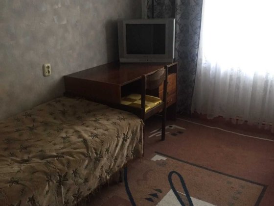 здається кімната,метро Лісова .вул.Ореста Левицького Київ