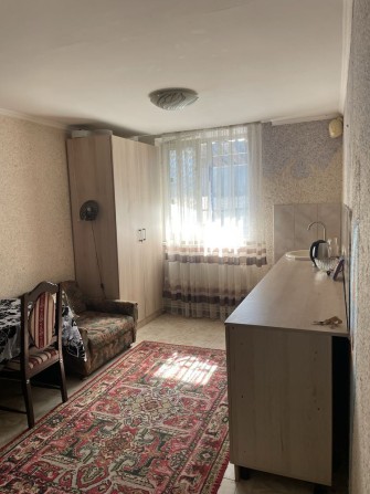 Сдается комната  в частном доме - фото 1