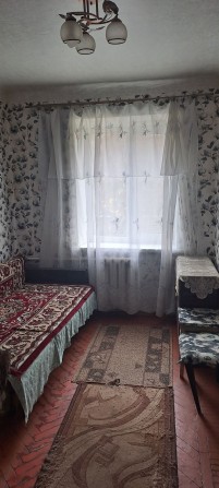 Сдам гостинку метро Армейская, ул.Ощепкова 8/1 - фото 1