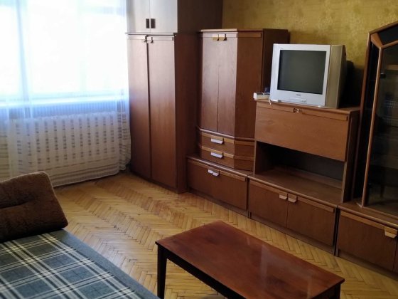 Оренда кімнати, Оболонь