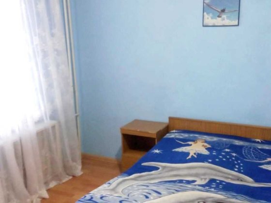 Комната с балконом без хозяев, ул.Автозаводская, Куреневка