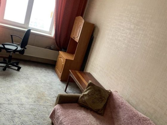 Сдам комнату 18м девушке Київ